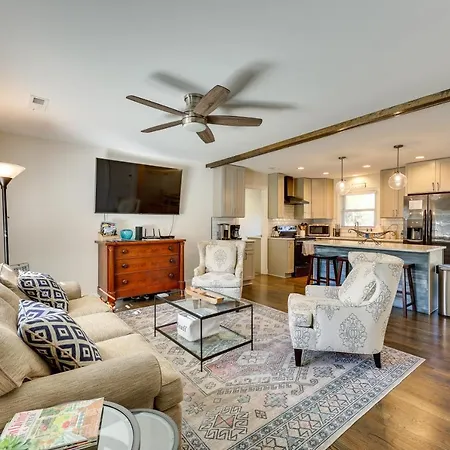 Wilmington Home With Gazebo Deck 4 Mi To Beach!